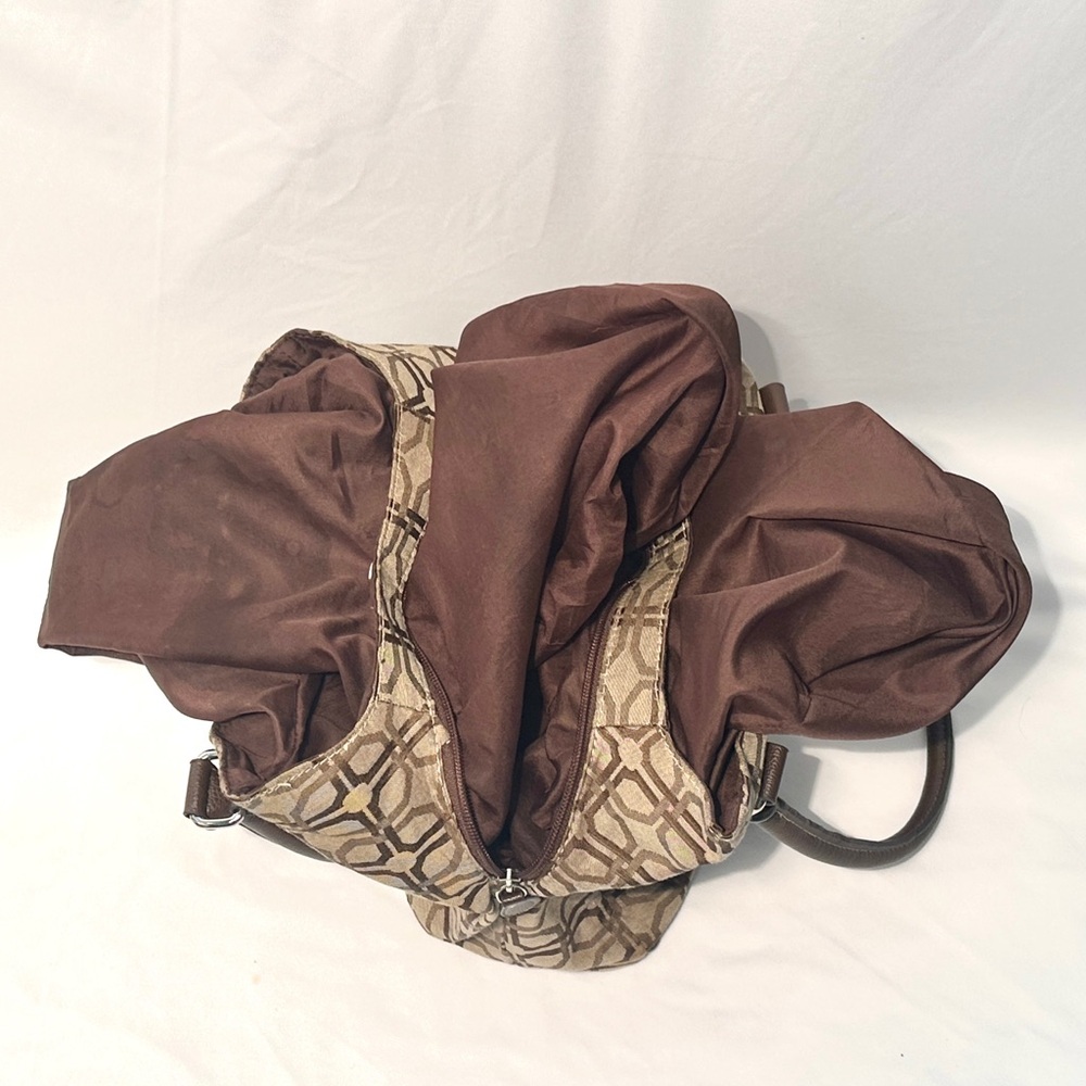 Geometric Handbag - Picture 14 of 15